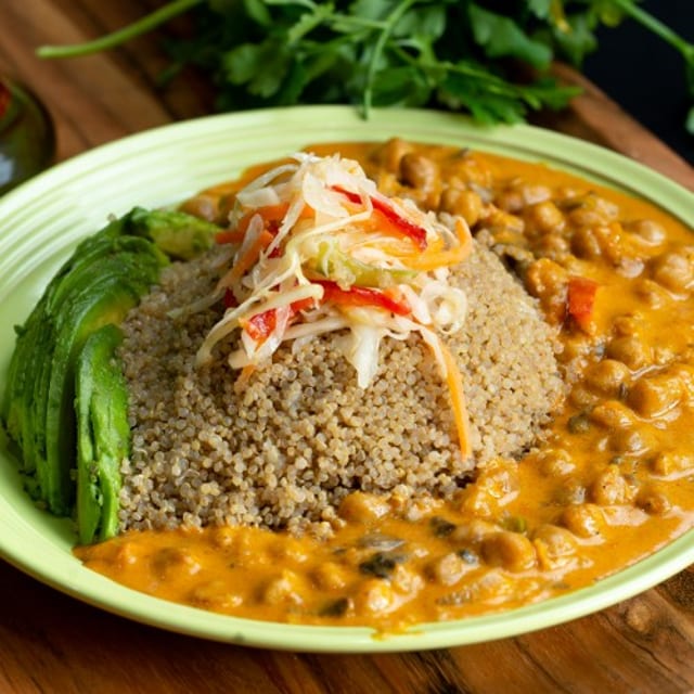 Garbanzo Bean & Quinoa Platter.